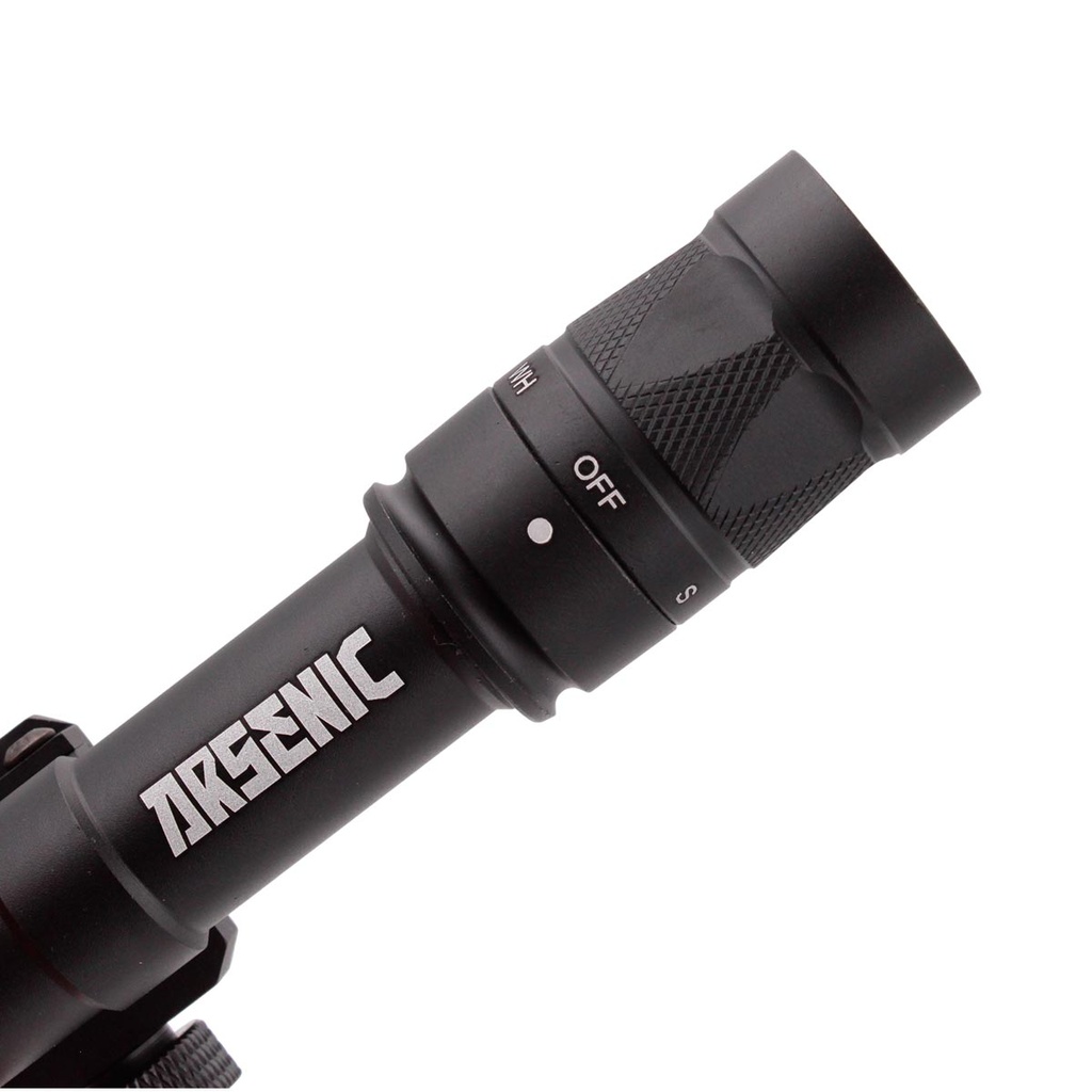 LINTERNA ARSENIC TACTICA M600W CON ESTROBO NEGRA